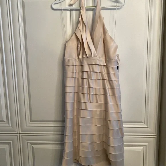 NWT Halter dress Size 6 in Cream Satin Christmas New Years Eve Holidays - Picture 10 of 12
